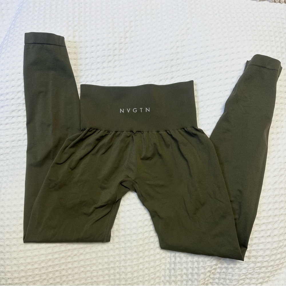 NVGTN Green High-Waisted Leggings